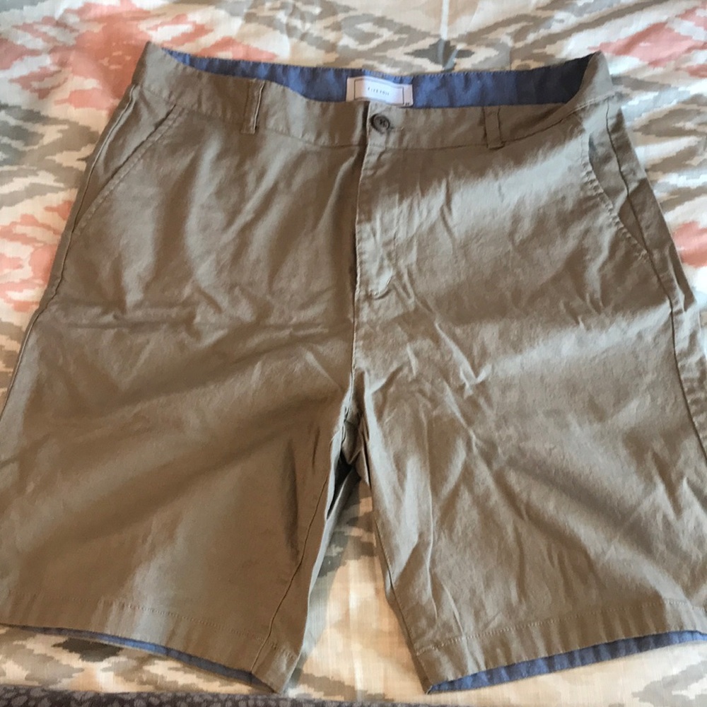 Five Four linen shorts